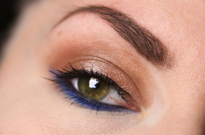 Tutorial Ein Dezenter Alltagslook In Der Farbe Blau Stylebreaker Blog