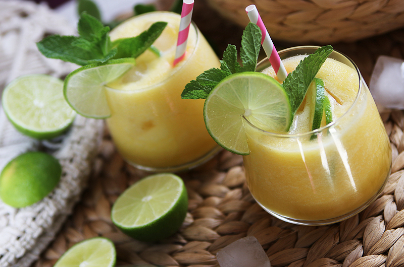 Sommer-Tipp: Selbstgemachte Limonade mit Mango, Minze und Limette ...